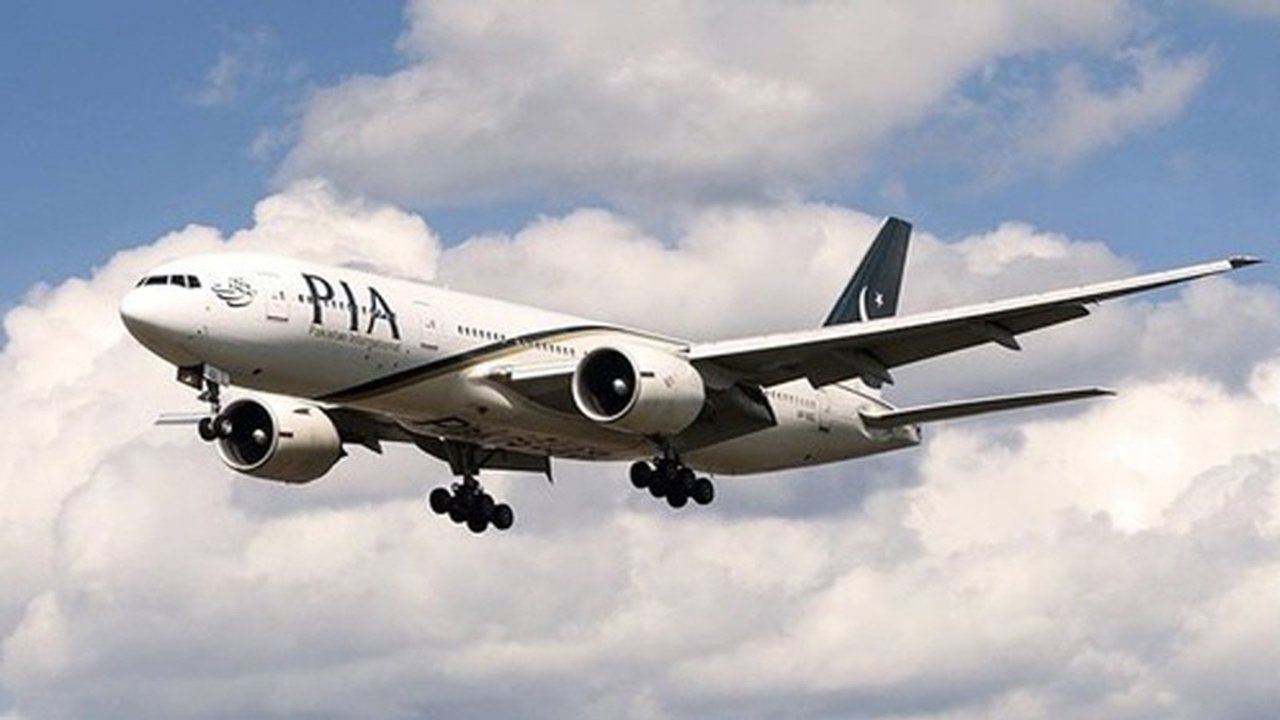 International-Flight-Suspensio- in-Pakistan-Major-Airports