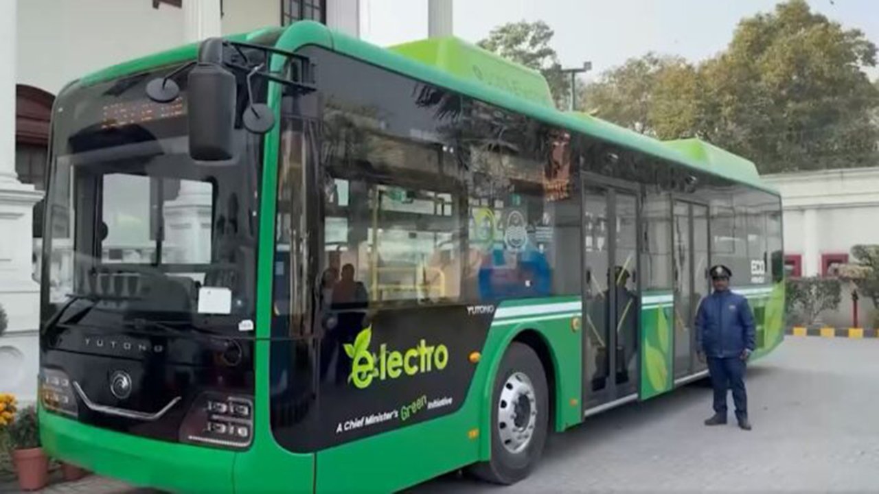 Punjab-Approves-Rs-1-Billion-E-Bus-Project