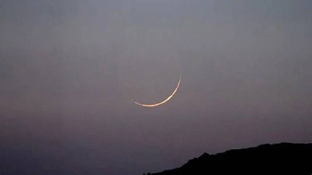 Rajab-Moon-Sighted-in-Pakistan-2025