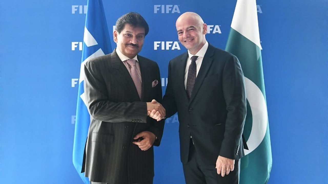 FIFA-President-Plans-To-Visit-Pakistan